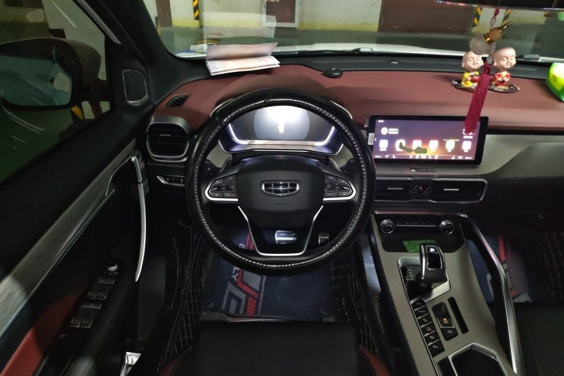 GEELY Coolray 2018 #22 GEELY Coolray 2018 صورة سيارة #22