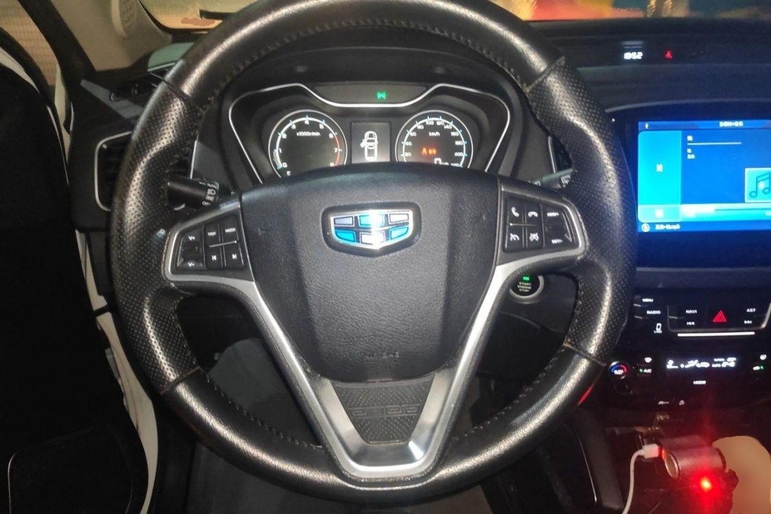 GEELY Vision X6 2016 صورة سيارة #22