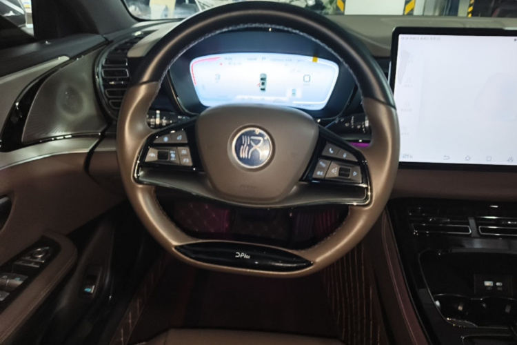 BYD Han 2023 car image #15