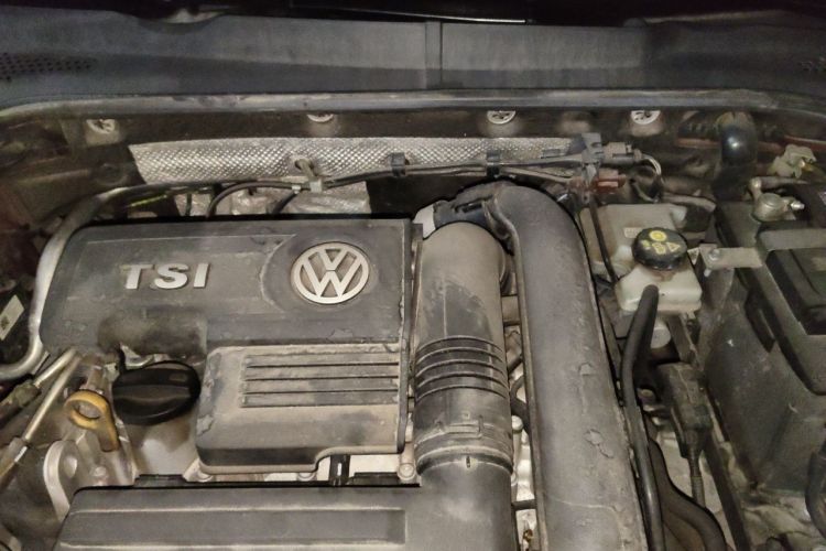 Volkswagen Golf 2017 car image #22