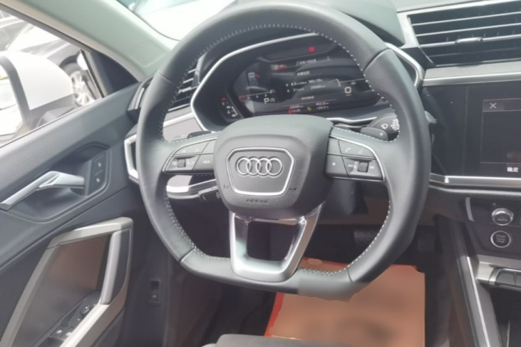Audi Q3 2022 #15 Audi Q3 2022 car image #15