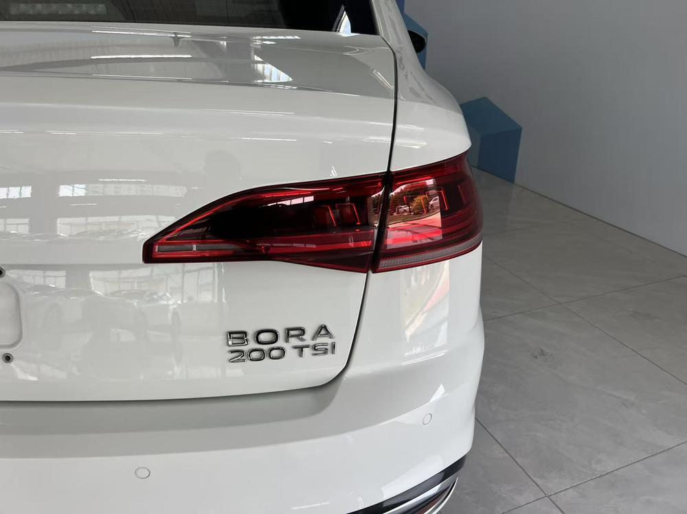Volkswagen Bora 2022 car image #7