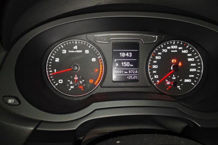 Audi Q3 2019 #10 Audi Q3 2019 immagine di auto #10