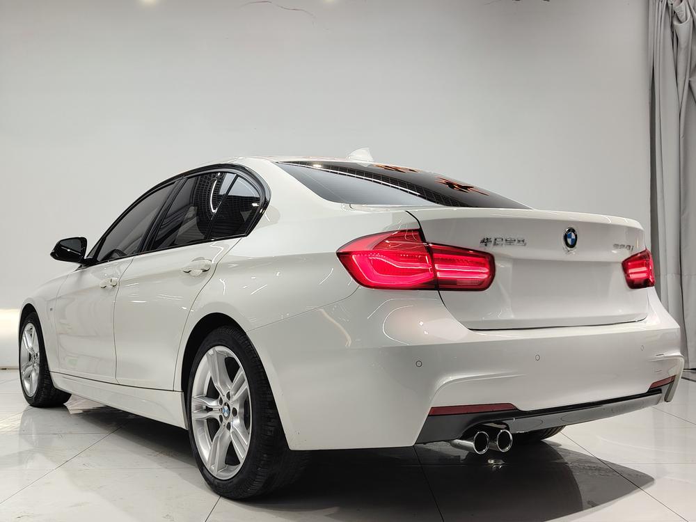 BMW 3 Series 2017 #4 BMW 3 Series 2017 car image #4