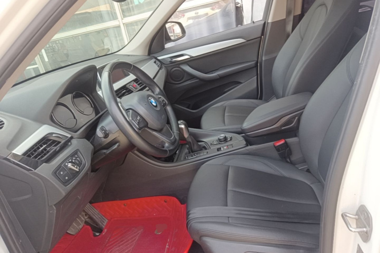 BMW X1 2019 #19 BMW X1 2019 car image #19