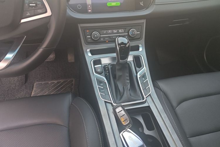 GEELY Emgrand 2020 #14 GEELY Emgrand 2020 car image #14
