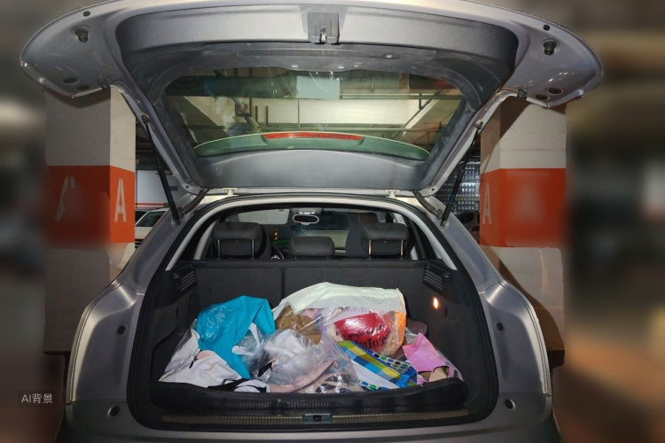 Audi Q3 2015 #21 Audi Q3 2015 car image #21