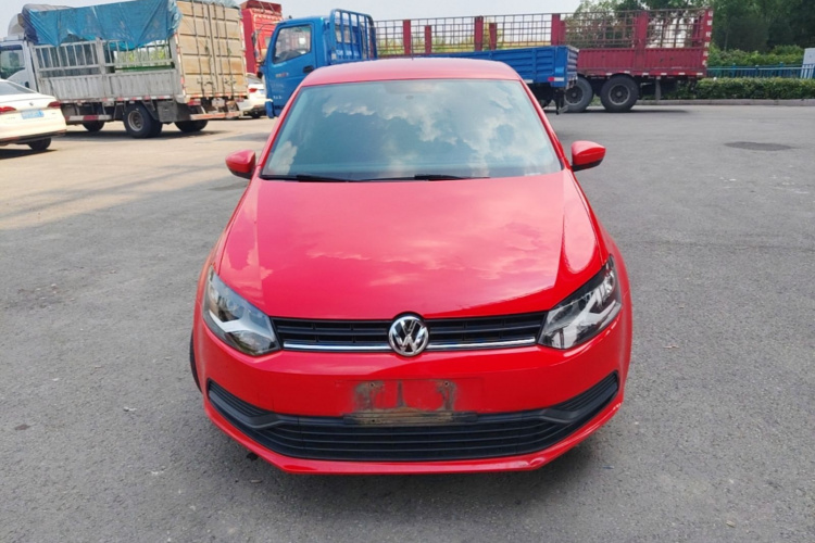 Volkswagen Polo 2018 car image #3