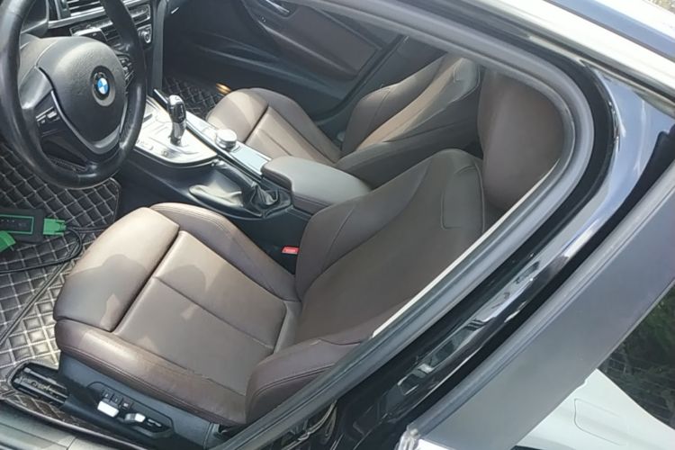 BMW 3 Series 2019 #15 BMW 3 Series 2019 immagine di auto #15