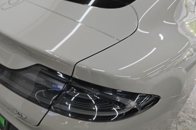 MI SU7 2025 car image #8