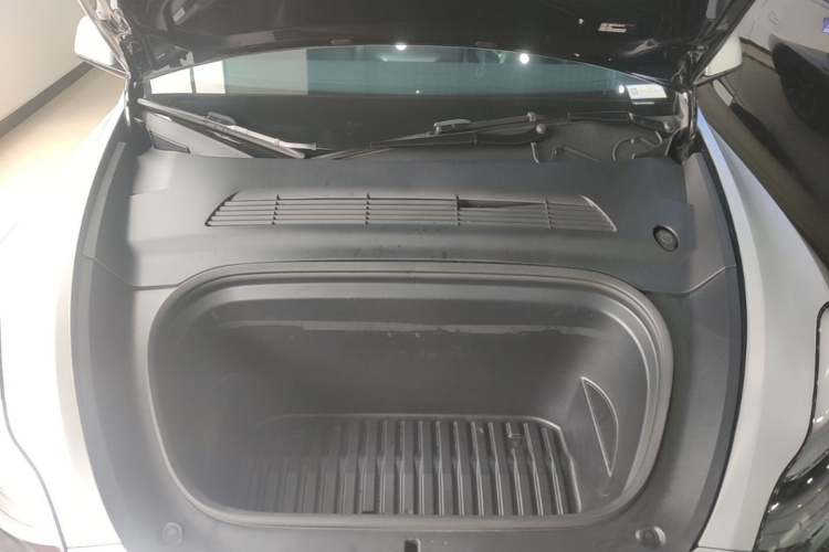 Tesla Model Y 2022 #20 Tesla Model Y 2022 immagine di auto #20