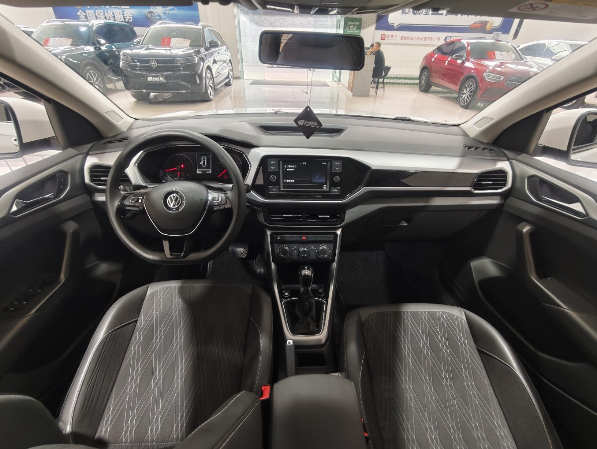 Volkswagen T-Cross 2021 #6 Volkswagen T-Cross 2021 صورة سيارة #6