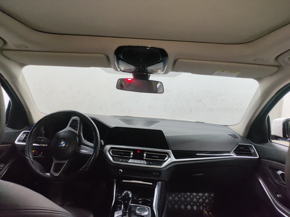 BMW 3 Series 2022 car image #5