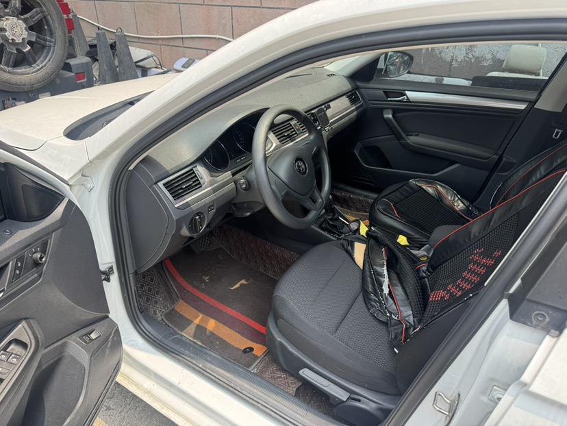 Volkswagen Bora 2023 car image #2