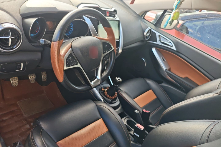 BYD Yuan 2017 #10 BYD Yuan 2017 car image #10