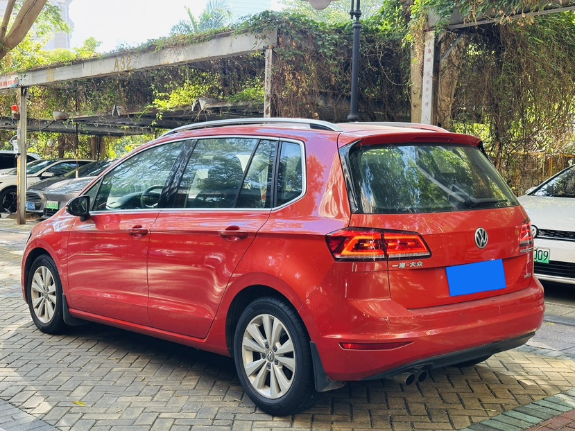 Volkswagen Golf Sportsvan 2017 car image #9