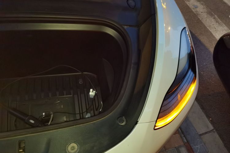 Tesla Model Y 2022 #27 Tesla Model Y 2022 car image #27