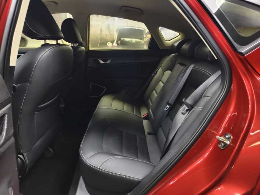 GEELY Emgrand GS 2019 car image #9