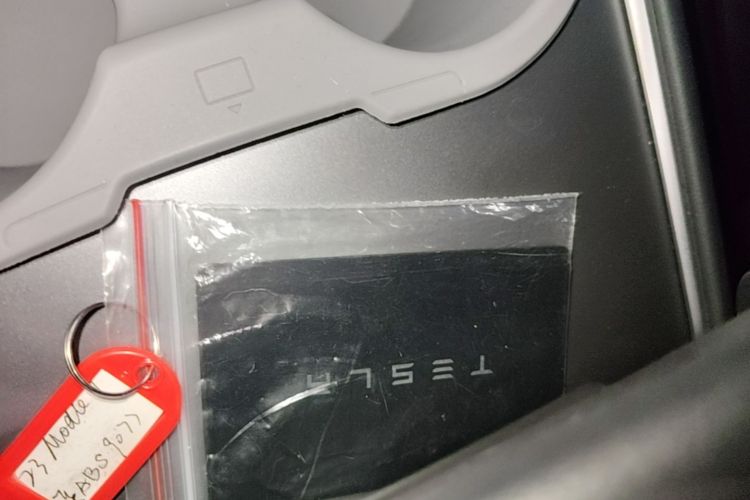 Tesla Model Y 2023 #14 Tesla Model Y 2023 immagine di auto #14