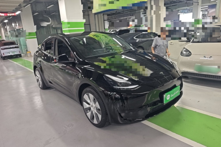 Tesla Model Y 2022 #4 Tesla Model Y 2022 car image #4