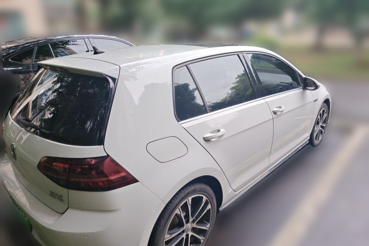 Volkswagen Golf 2020 #5 Volkswagen Golf 2020 car image #5
