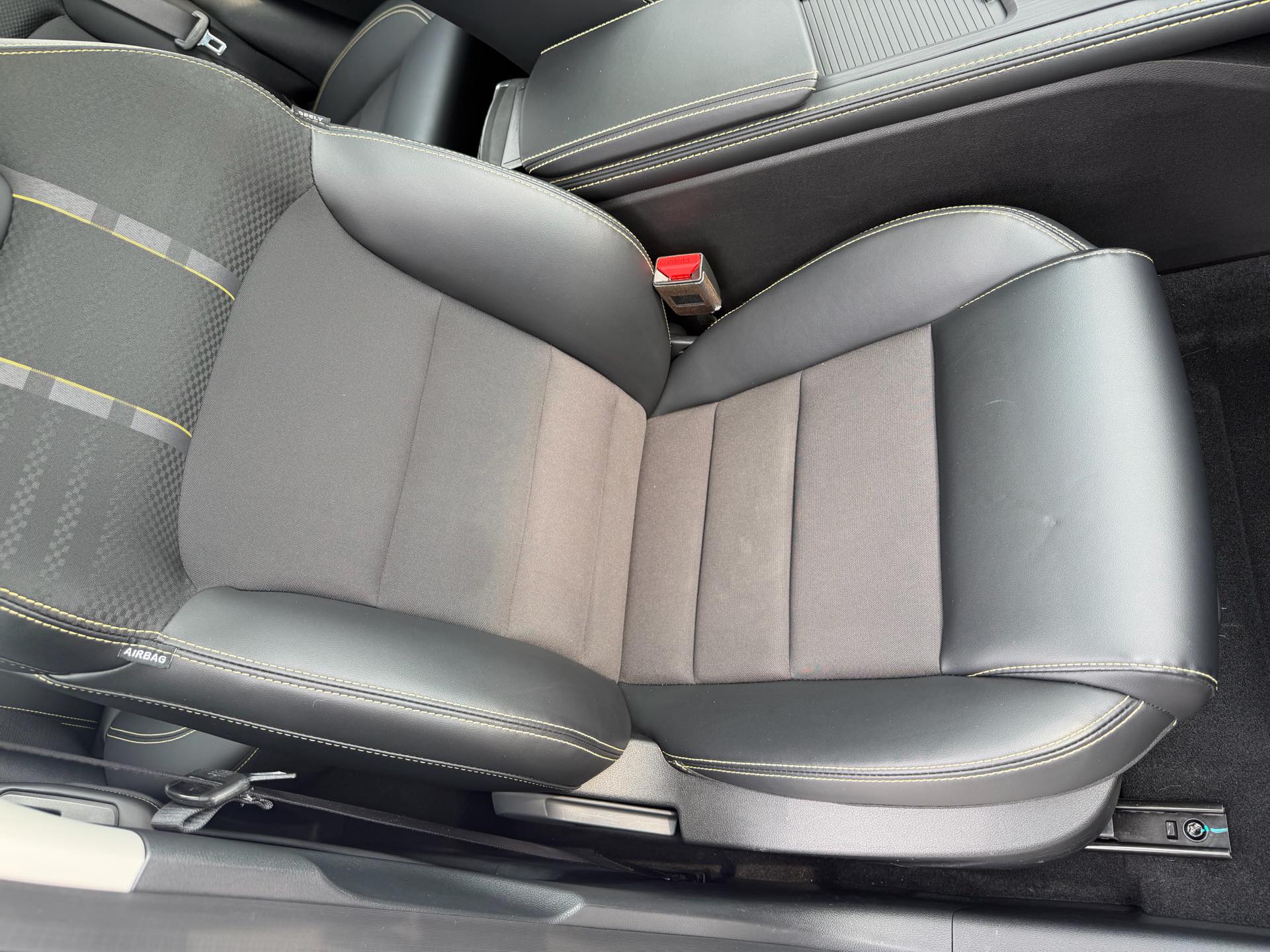 GEELY Binray 2022 car image #7