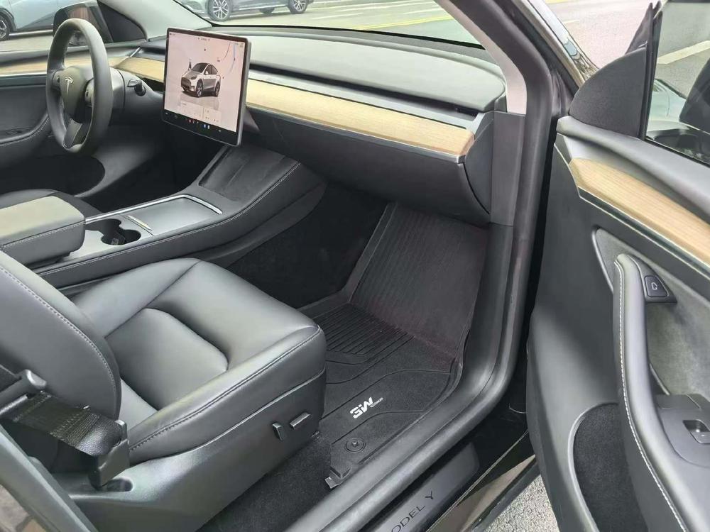 Tesla Model Y 2021 #6 Tesla Model Y 2021 car image #6
