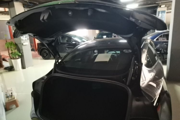 Tesla Model 3 2024 car image #19