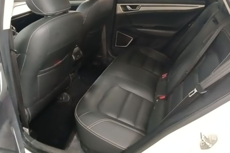 GEELY Emgrand GL 2017 car image #17