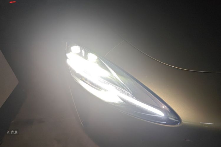 MI SU7 2025 immagine di auto #8