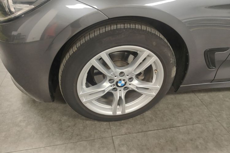 BMW 3 Series GT 2020 car image #9