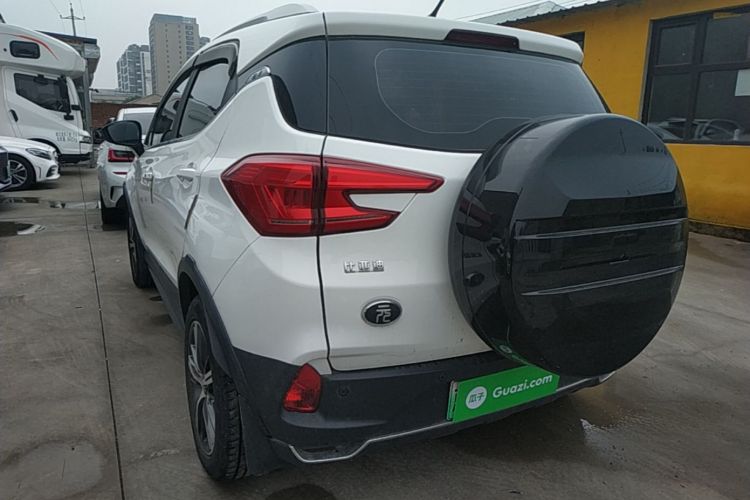 BYD Yuan New Energy 2019 car image #5