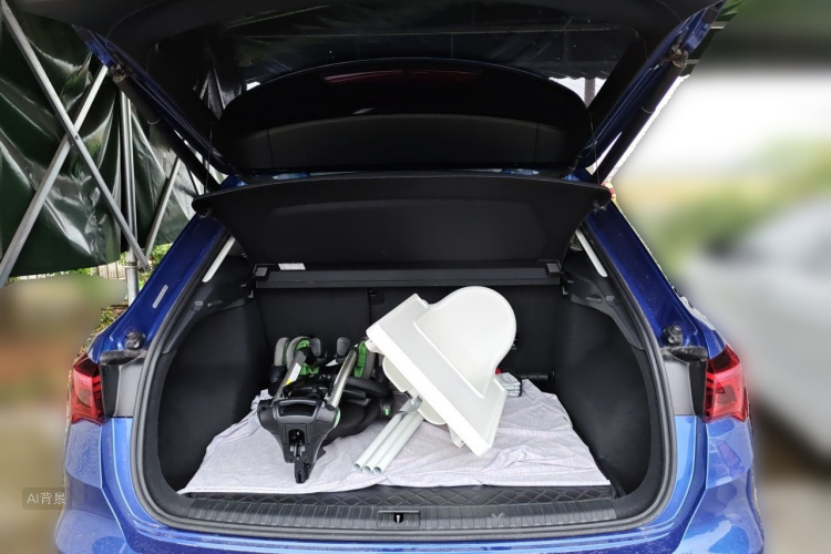 Audi Q3 2019 #21 Audi Q3 2019 car image #21