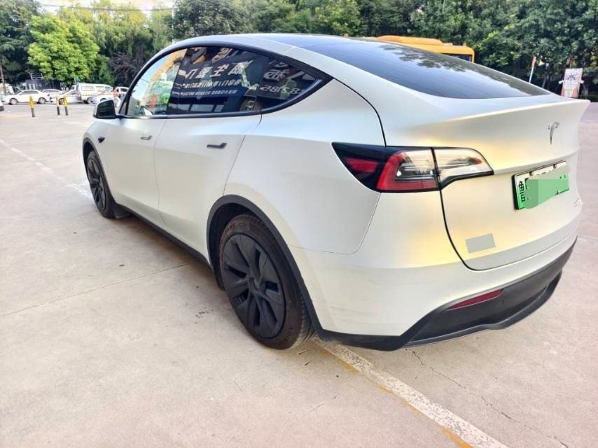 Tesla Model Y 2024 #8 Tesla Model Y 2024 immagine di auto #8