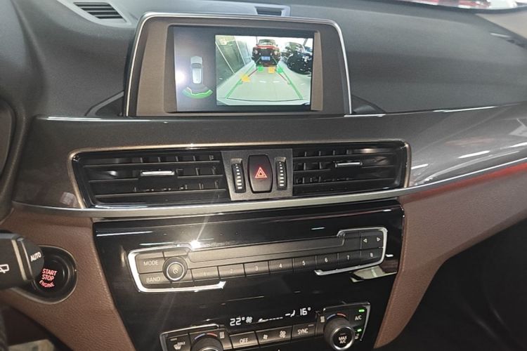 BMW X1 2019 #13 BMW X1 2019 imagen de coche #13