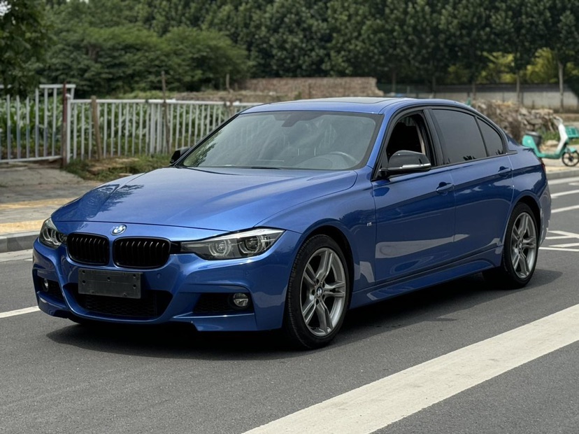 BMW 3 Series 2019 car image 