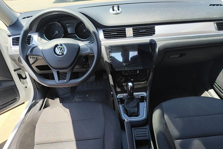 Volkswagen Bora 2023 car image #11
