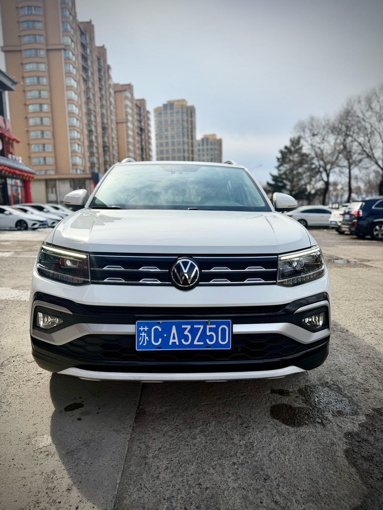 Volkswagen T-Cross 2021 immagine di auto #2