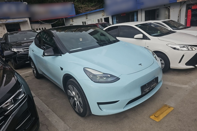 Tesla Model Y 2022 #6 Tesla Model Y 2022 car image #6