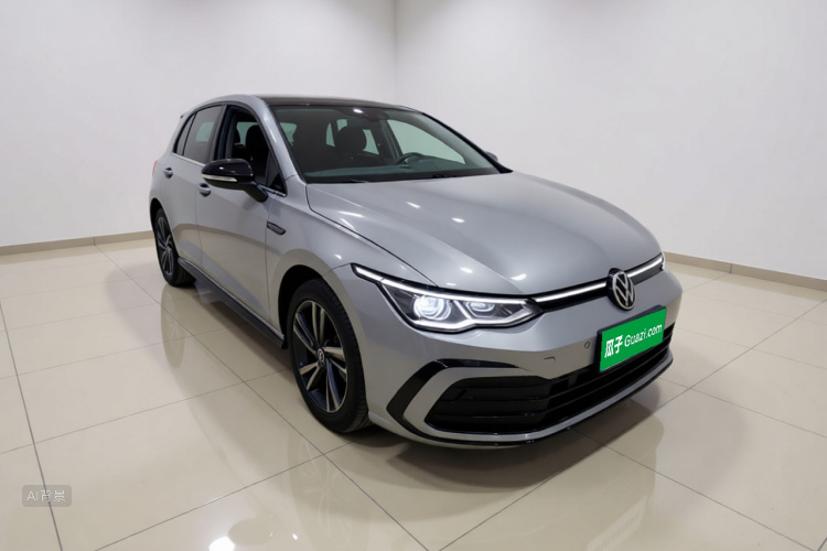 Volkswagen Golf 2024 car image #4