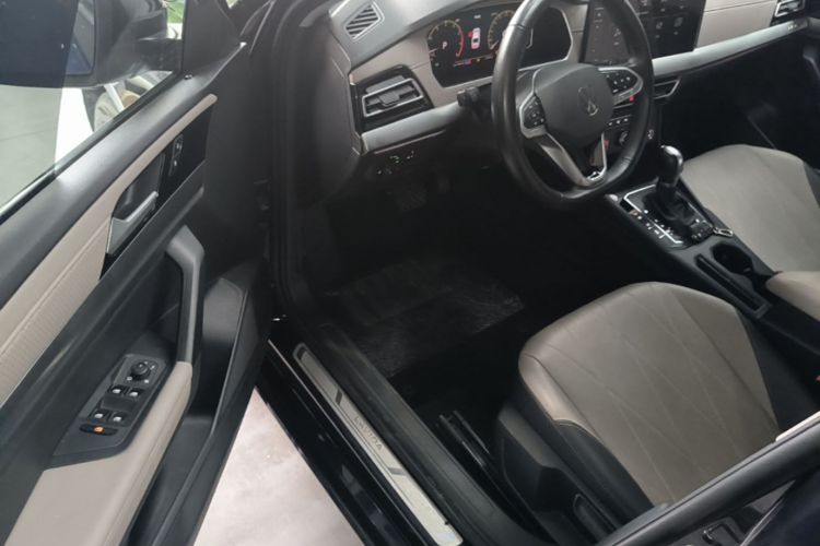 Volkswagen Lavida 2023 car image #16