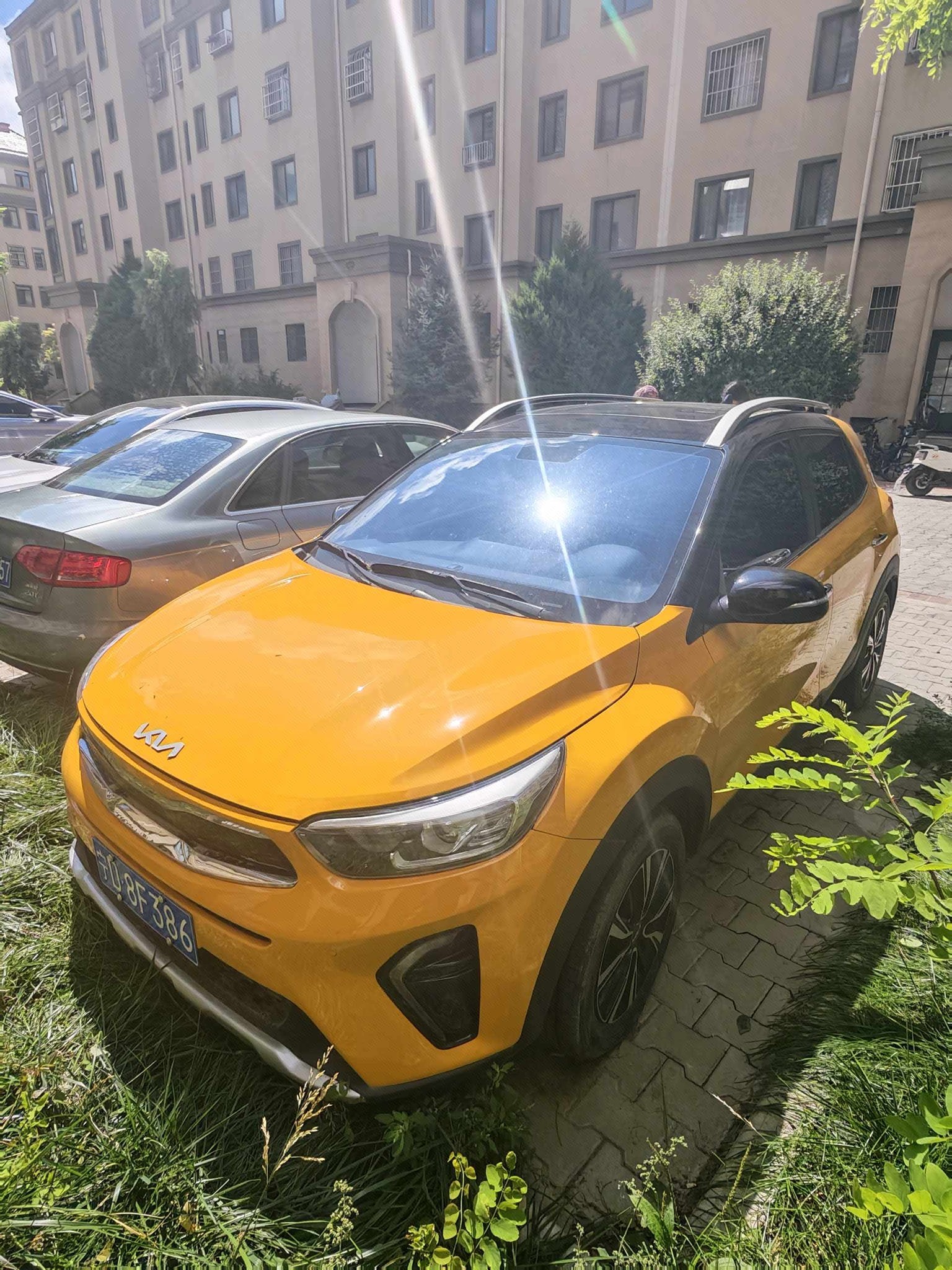 Kia KX1 2023 car image 