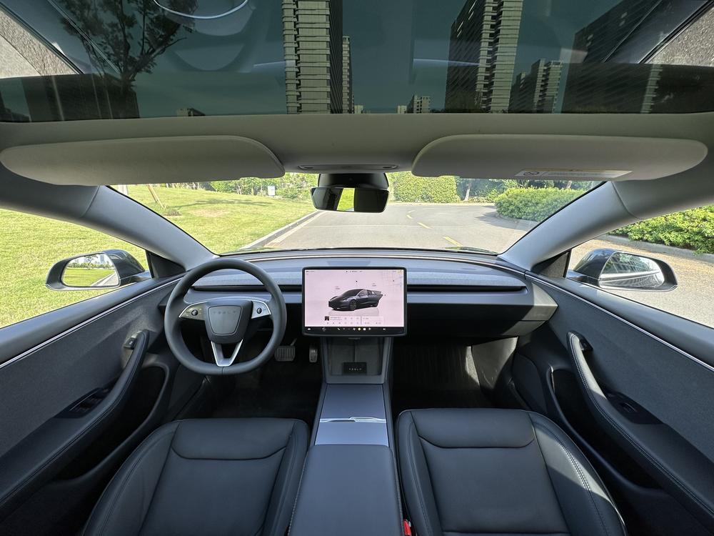 Tesla Model 3 2025 #8 Tesla Model 3 2025 car image #8