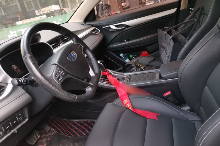 GEELY Emgrand 2019 #17 GEELY Emgrand 2019 car image #17