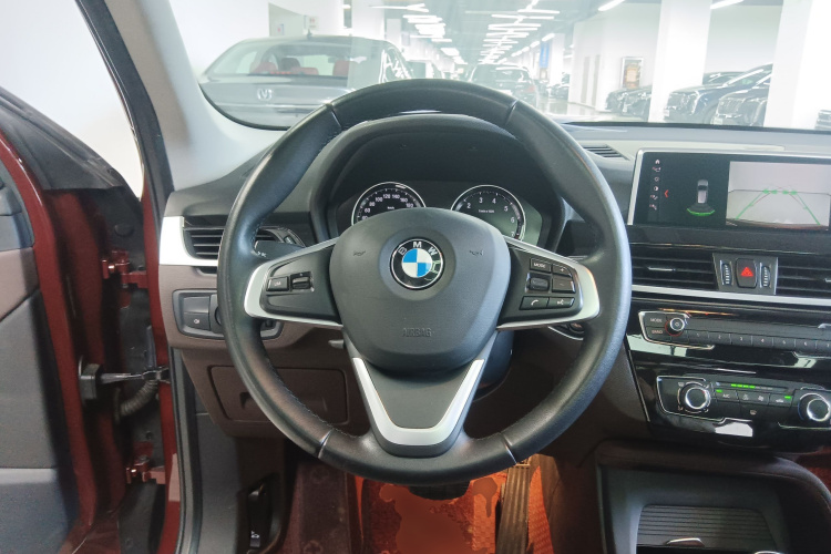 BMW X1 2019 car image #11
