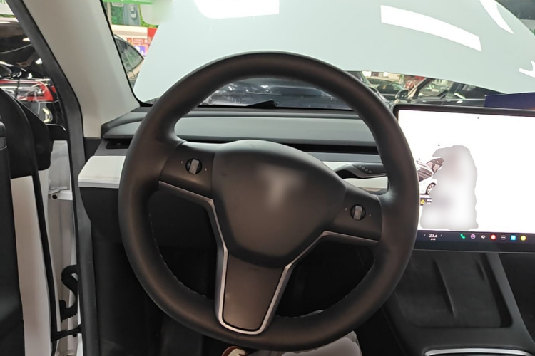 Tesla Model Y 2021 #11 Tesla Model Y 2021 car image #11