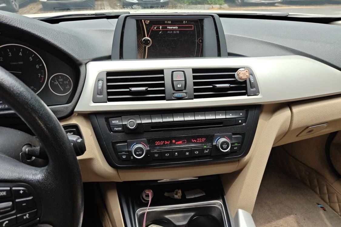 BMW 3 Series 2014 car image #28