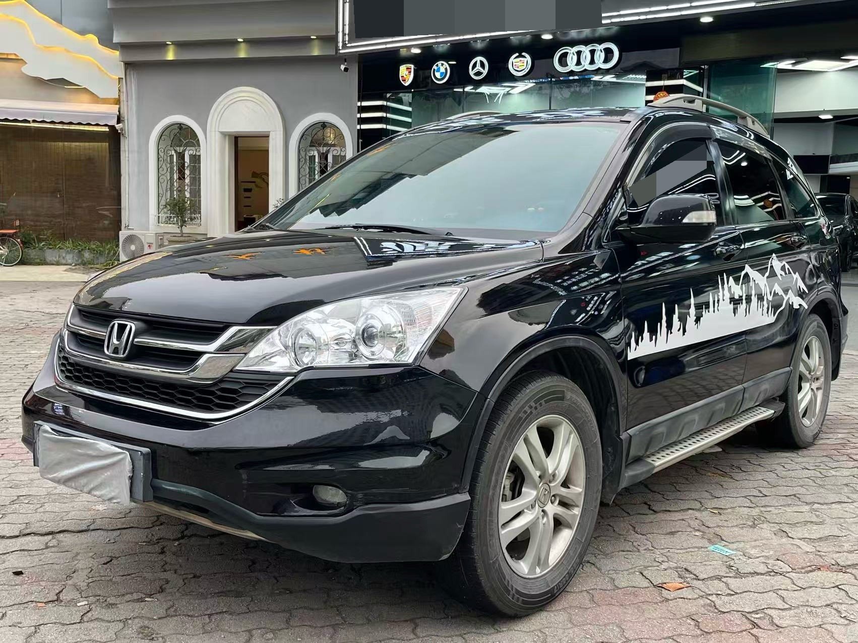 2010 car image 