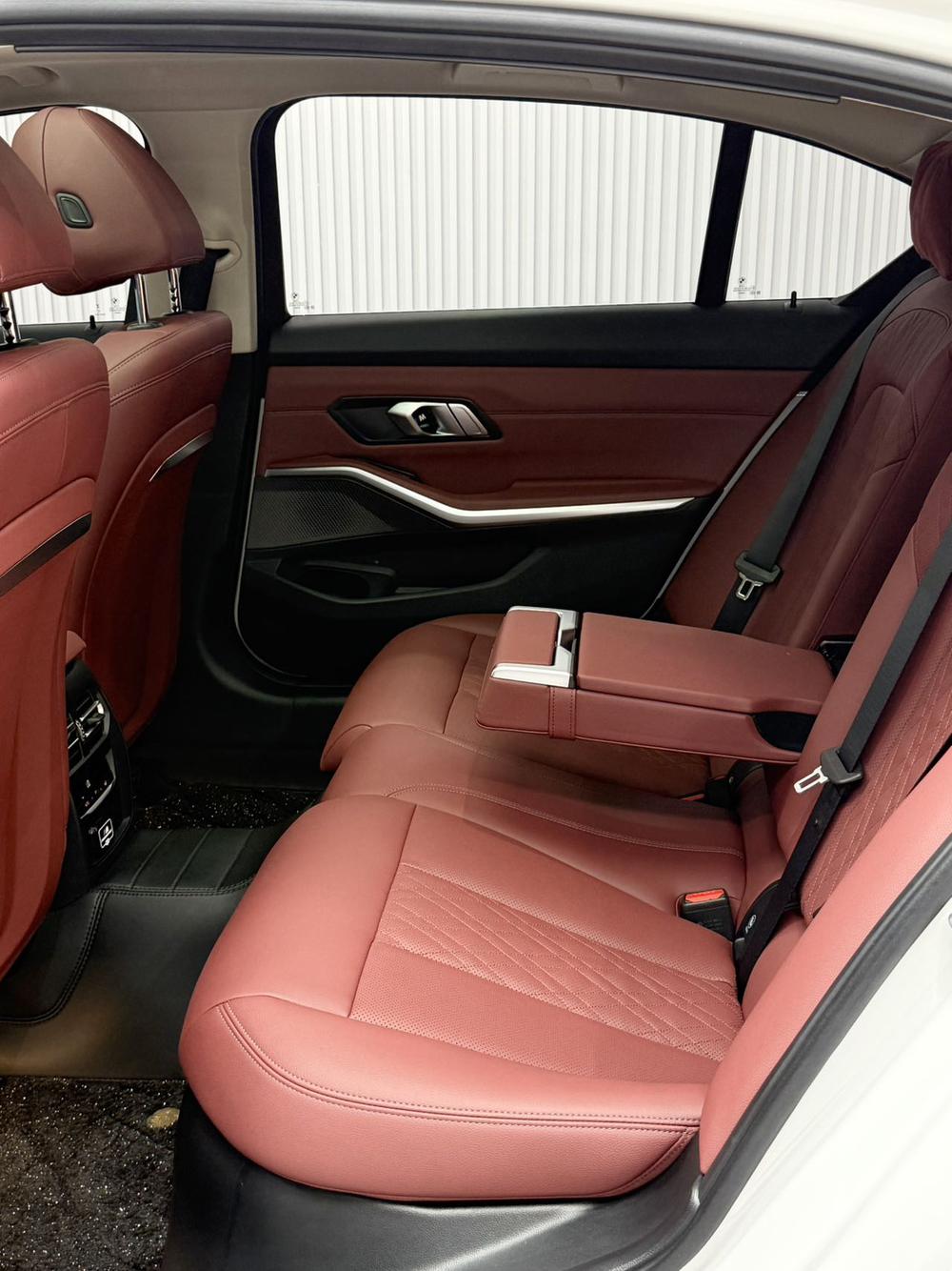 BMW 3 Series 2023 #20 BMW 3 Series 2023 car image #20