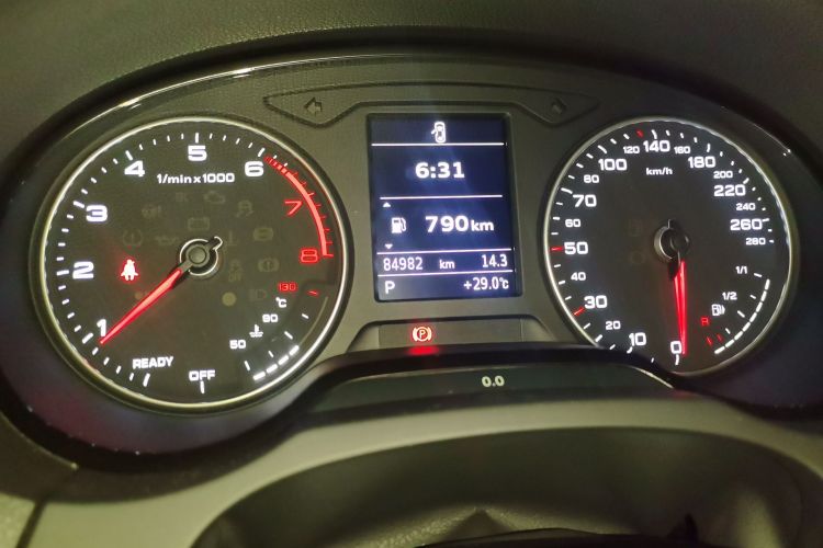 Audi A3 2017 car image #8